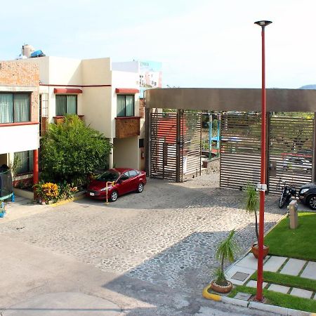 Preciosa Casa Palmera En Cuernavaca Con Alberca, Wifi, Tv Y Cocina Para Fin De Semana, Descanso, Vacaciones O Home Office Emiliano Zapata  Kültér fotó