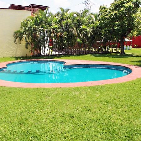 Preciosa Casa Palmera En Cuernavaca Con Alberca, Wifi, Tv Y Cocina Para Fin De Semana, Descanso, Vacaciones O Home Office Emiliano Zapata  Kültér fotó