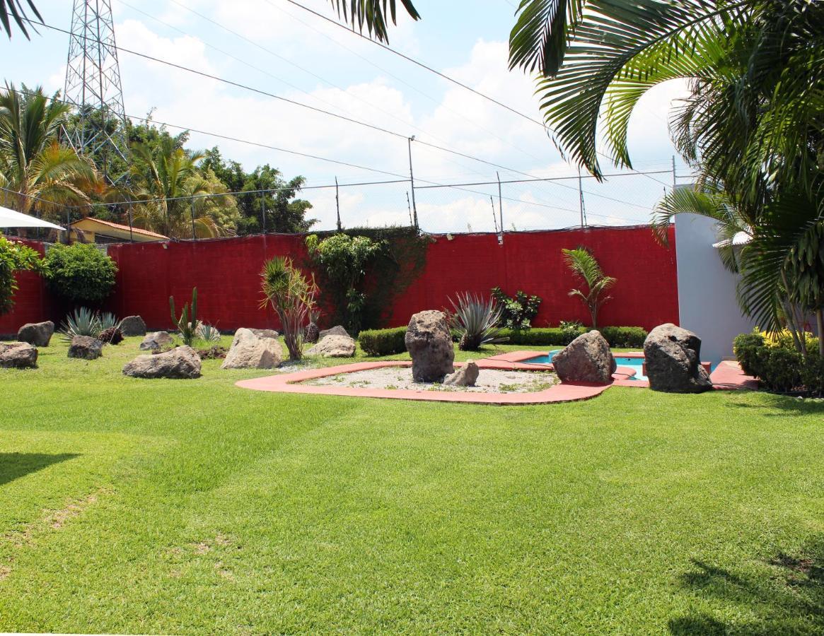 Preciosa Casa Palmera En Cuernavaca Con Alberca, Wifi, Tv Y Cocina Para Fin De Semana, Descanso, Vacaciones O Home Office Emiliano Zapata  Kültér fotó