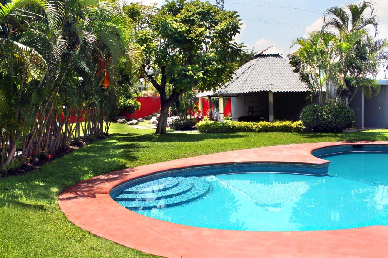 Preciosa Casa Palmera En Cuernavaca Con Alberca, Wifi, Tv Y Cocina Para Fin De Semana, Descanso, Vacaciones O Home Office Emiliano Zapata  Kültér fotó